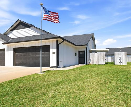 3418 W Angel St, Wichita, KS, 67217-7027 | Card Image