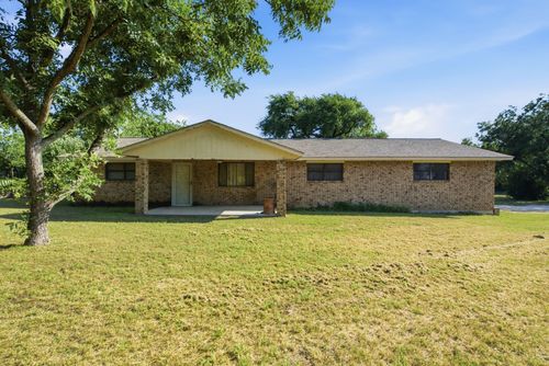917 E Ross Ave, De Leon, TX, 76444-2258 | Card Image