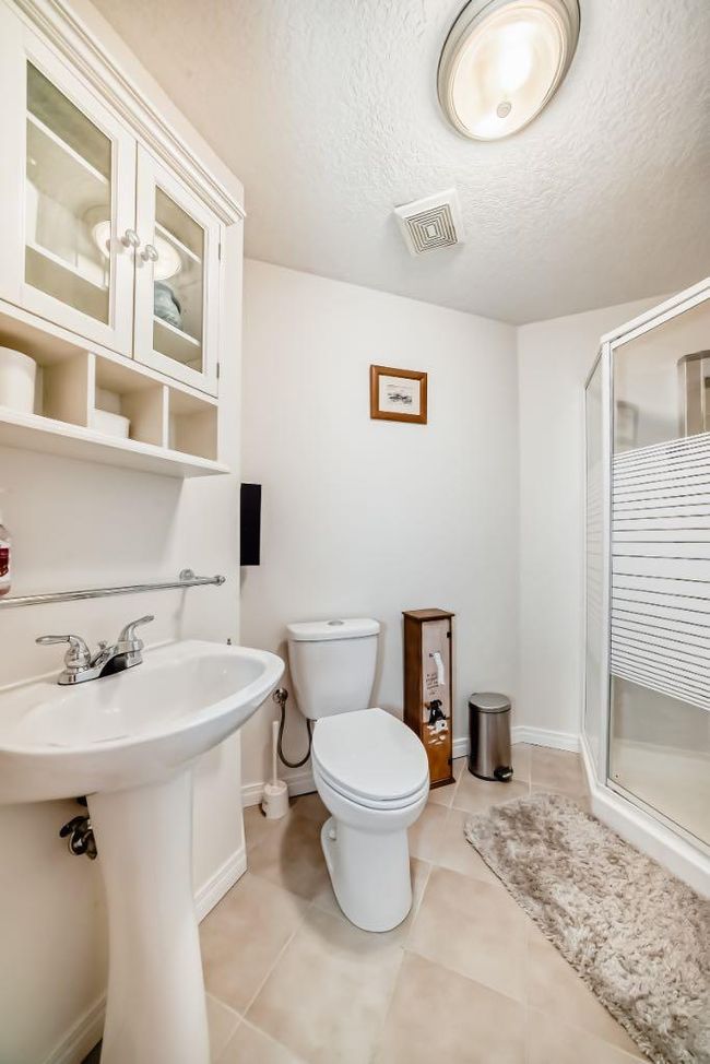 39 Bow Ridge Drive, House other with 3 bedrooms, 4 bathrooms and 2 parking in Cochrane AB | Image 37