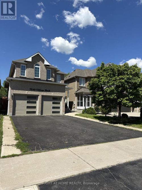 7240 Village Walk, Mississauga, ON, L5W1V8 | Card Image