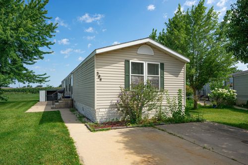 384 Tulip Ct, BELVIDERE, IL, 61008-6052 | Card Image