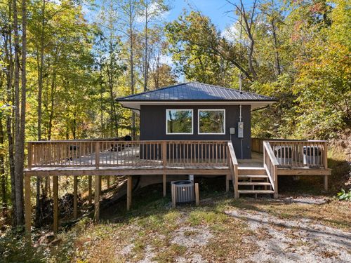 458 Opossum Hollow Rd, Wellington, KY, 40387-8887 | Card Image