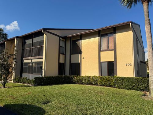 d1-802 Sky Pine Way, Greenacres, FL, 33415-9023 | Card Image