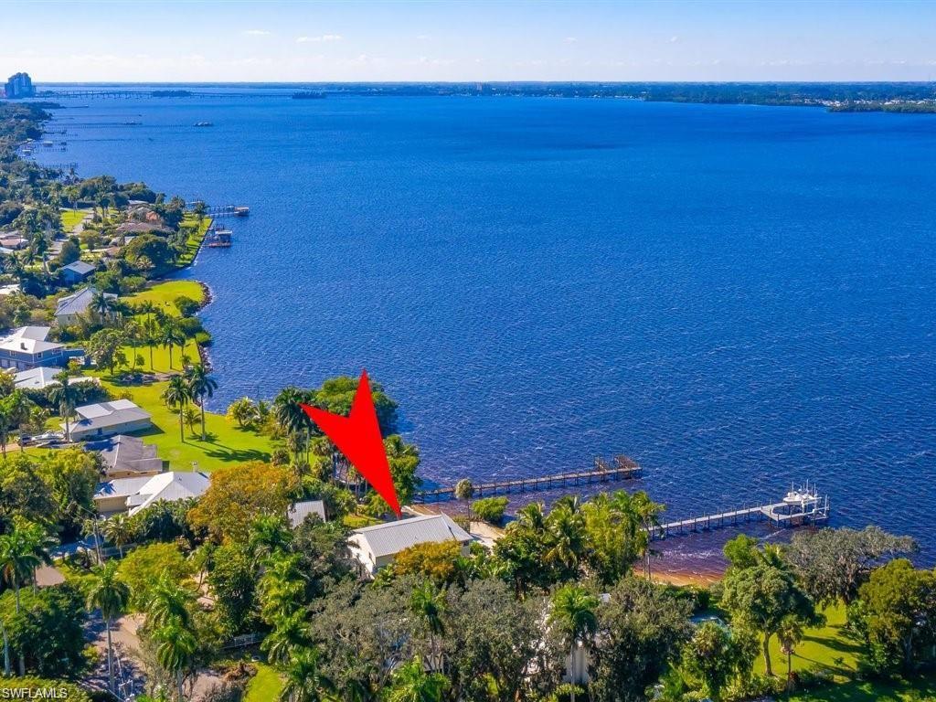 Residential in FORT MYERS 3