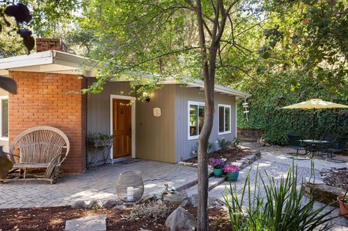 32 Southbank Rd, Carmel Valley, CA, 93924-9733 | Card Image