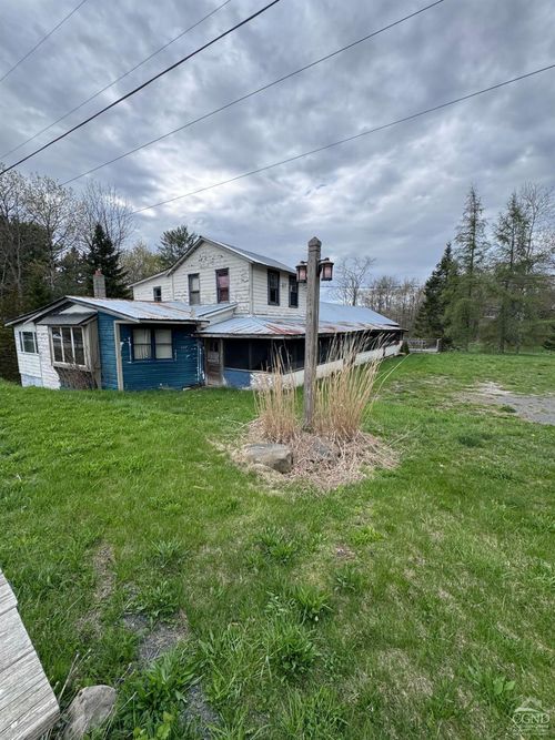 243 Lake Rd, Berne, NY, 12023-4313 | Card Image