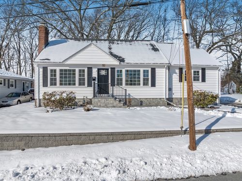 4 Hancock St, Shrewsbury, MA, 01545-5706 | Card Image