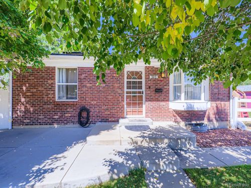 393 Ash Ave, Brighton, CO, 80601-2903 | Card Image