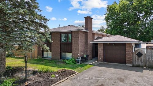 {{alt}} | Card Image