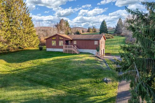 260 Southside Dr, Oneonta, NY, 13820-3202 | Card Image