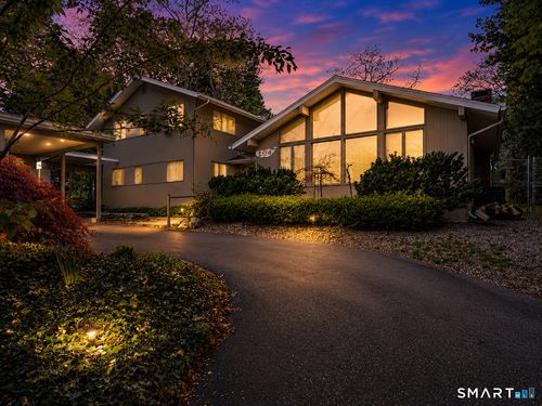 104 Parkway S, New London, CT, 06320-4239 | Card Image