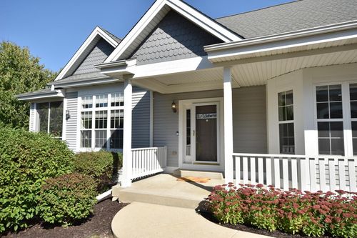 N59W17764 Meadow Court, Menomonee Falls, WI, 53051 | Card Image