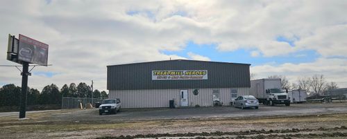 1018 W 5th St, Wilton, IA, 52778-7757 | Card Image