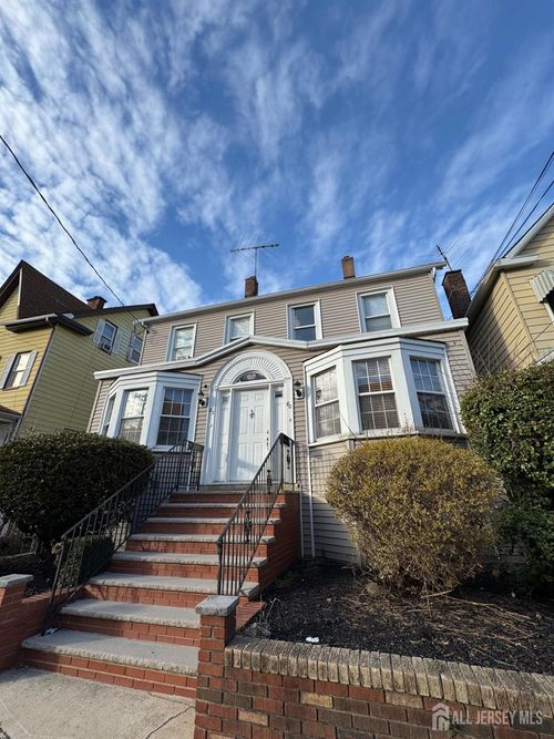 80 Commerce St, Perth Amboy, NJ, 08861-4233 | Card Image