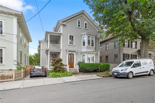 2-135 Williams St, Providence, RI, 02906-1030 | Card Image