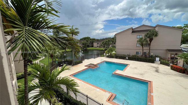 APT-4306 - 2846 S University Dr, Condo with 1 bedrooms, 1 bathrooms and null parking in Davie FL | Image 6