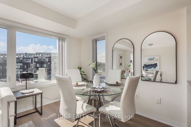 3 - 175 William Duncan Rd, Condo with 2 bedrooms, 2 bathrooms and 1 parking in North York ON | Image 8