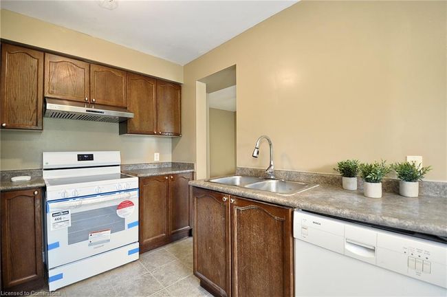 71 - 250 Ainslie St S, Townhouse with 3 bedrooms, 2 bathrooms and 2 parking in Cambridge ON | Image 11