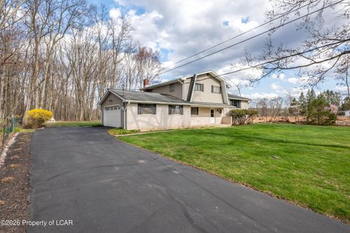 146 Burma Rd, Mountain Top, PA, 18707-2021 | Card Image