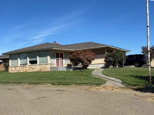 2020 Washout Rd, Sunnyside, WA, 98944-9609 | Card Image