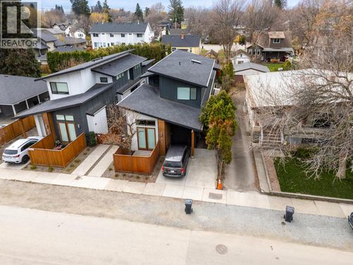 827 Saucier Ave, Kelowna, BC, V1Y6A4 | Card Image