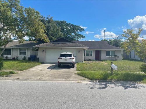 8522 Huntsman Ln, PORT RICHEY, FL, 34668-2016 | Card Image