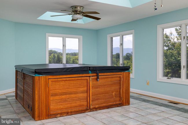 360 Lazy River East Rd, House other with 4 bedrooms, 5 bathrooms and null parking in Luray VA | Image 39