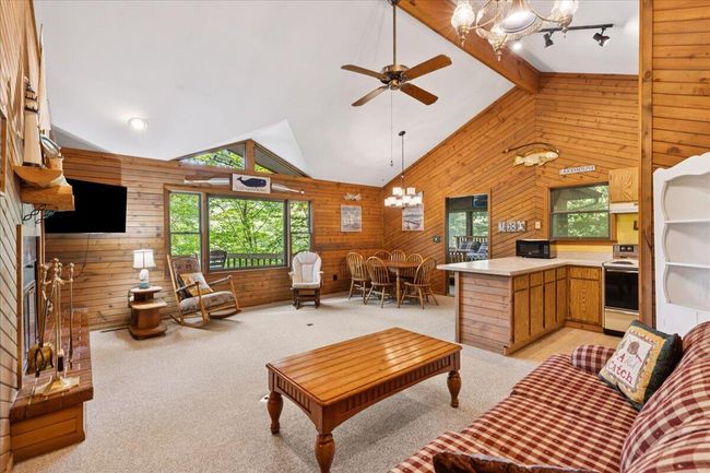 Great Room | Image 13