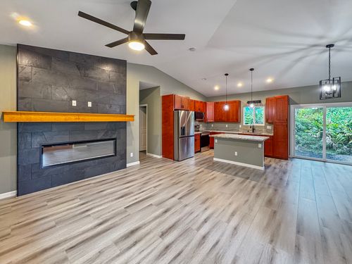 11-3782 Nahelenani St, VOLCANO, HI, 96785-8905 | Card Image