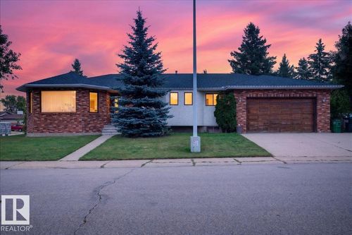 2907 49 St Nw, Edmonton, AB, T6L6B7 | Card Image