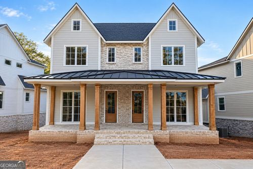 1049 Riverside Dr, Gainesville, GA, 30501-1825 | Card Image