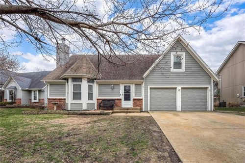 7745 154th Ter, Overland Park, KS, 66223-2819 | Card Image