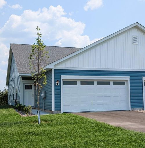 39765 Fallbrook Ave, North Branch, MN, 55056-7406 | Card Image