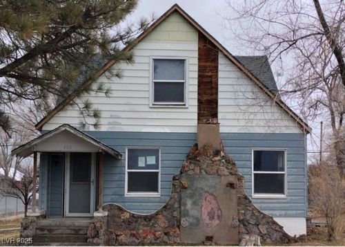 403 4th St, Wells, NV, 89835-8039 | Card Image
