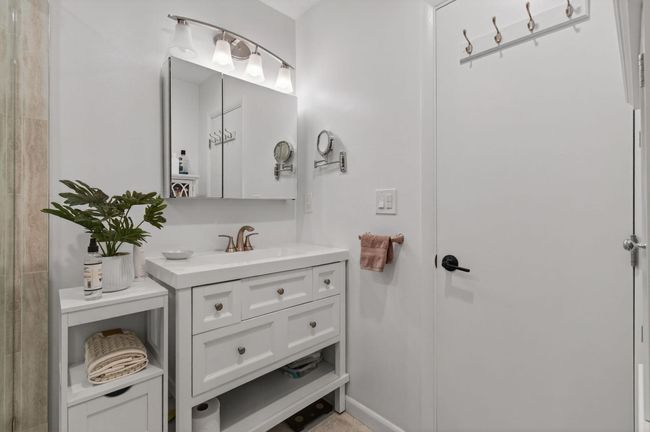 APT-202 - 1320 Nw 20 Th Ave, Condo with 2 bedrooms, 2 bathrooms and null parking in Delray Beach FL | Image 26