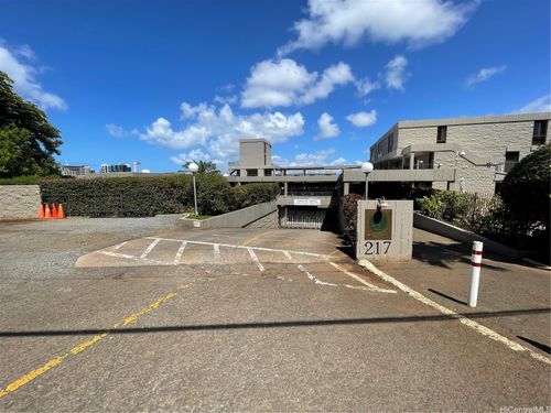apt-a13-217 Prospect St, Honolulu, HI, 96813-1754 | Card Image