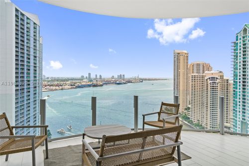 2601e-300 Biscayne Boulevard Way, Miami, FL, 33131-2292 | Card Image