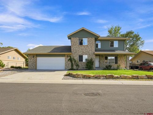 2046 Princeton Way, Montrose, CO, 81401-4270 | Card Image