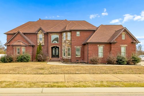 7701 Camelot Ln, Chattanooga, TN, 37421-2650 | Card Image