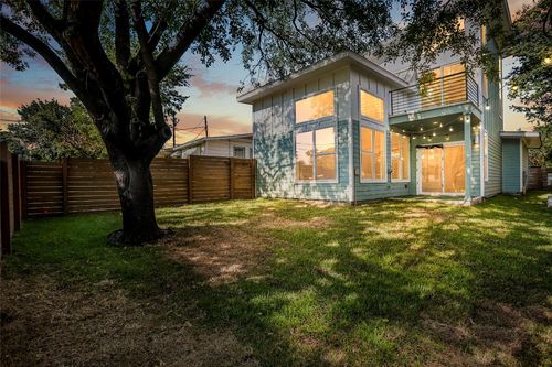 a-1609 Greenwood Ave, Austin, TX, 78721-1121 | Card Image