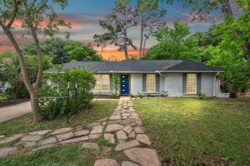 7518 Deadwood Dr, Houston, TX, 77040-3835 | Card Image