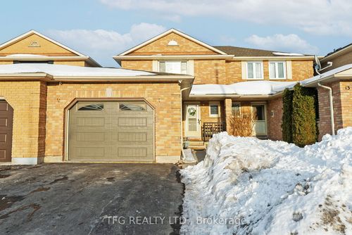 15 Short Cres, Courtice, ON, L1E2Z5 | Card Image