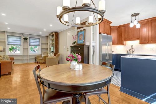 a2-6513 Potomac Ave, ALEXANDRIA, VA, 22307-6550 | Card Image