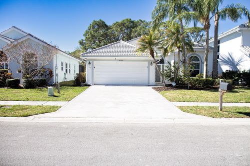 4944 Se Mariner Village Ln, Stuart, FL, 34997-2151 | Card Image