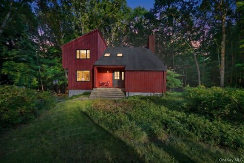 2 Victor Lane, Carmel, NY, 10512 | Card Image