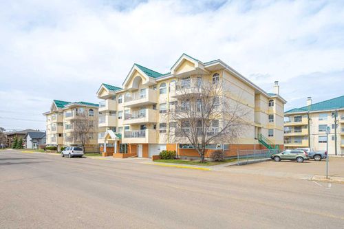 105-5116 49 St, Lloydminster, AB, T9V0K4 | Card Image