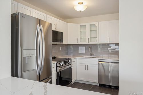 6a-166-35 9th Avenue, New York, NY, 11357 | Card Image