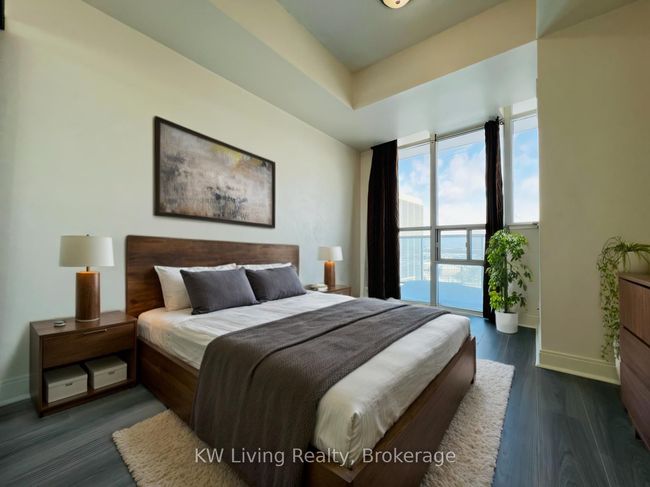 1201 - 80 Absolute Ave, Condo with 2 bedrooms, 2 bathrooms and 1 parking in Mississauga ON | Image 7