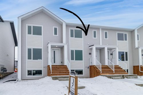 39 Louis Dr, Red Deer County, AB, T4E3E5 | Card Image