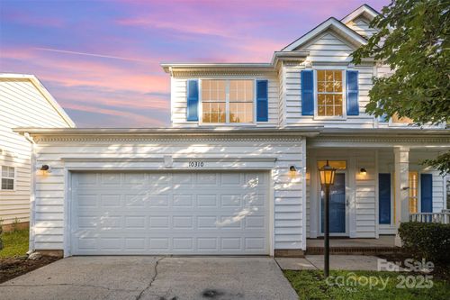 10310 Battle Ct, Charlotte, NC, 28215-7525 | Card Image
